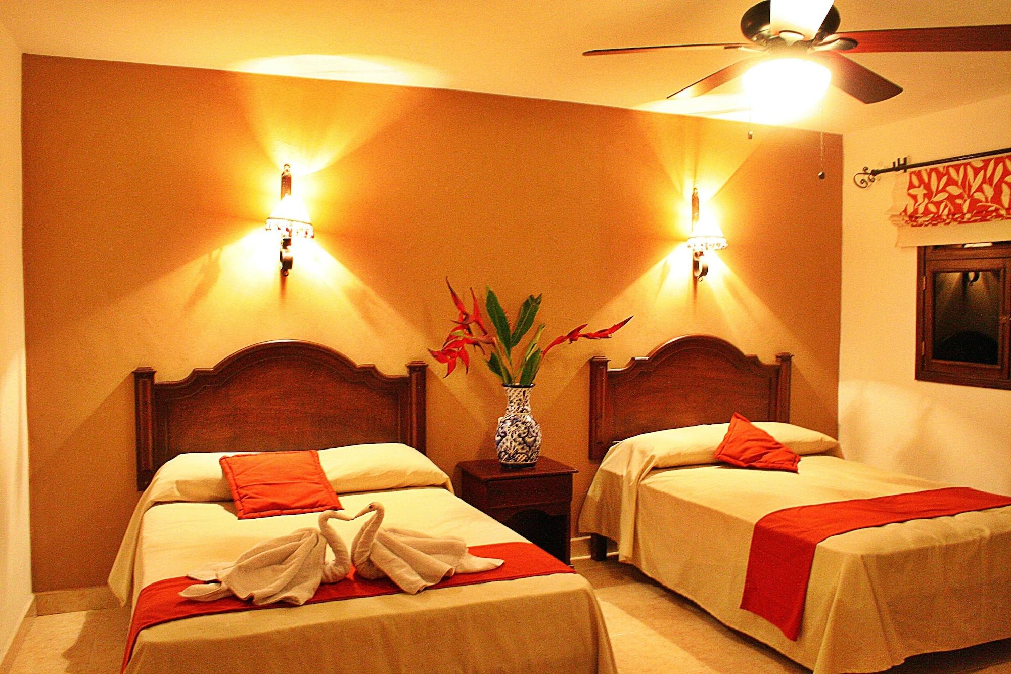 La Aurora Hotel Colonial Valladolid  Luaran gambar
